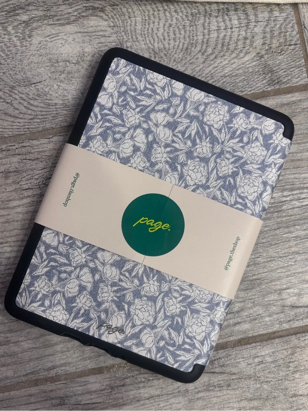 Floral kindle case